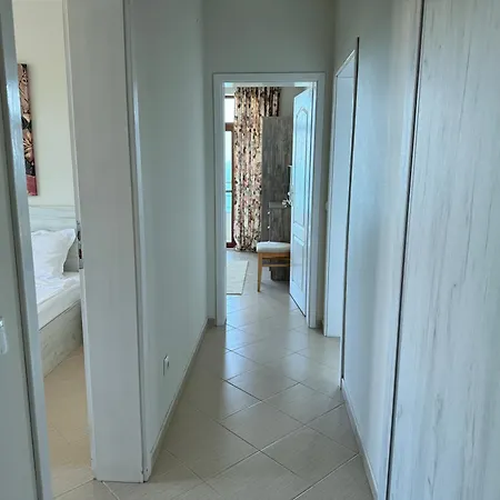 Azur- Sea View Luxury With Pool Near Balchik Apartment Albena